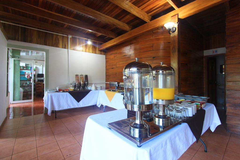 Santa Elena Hostel Resort Monteverde Exterior foto